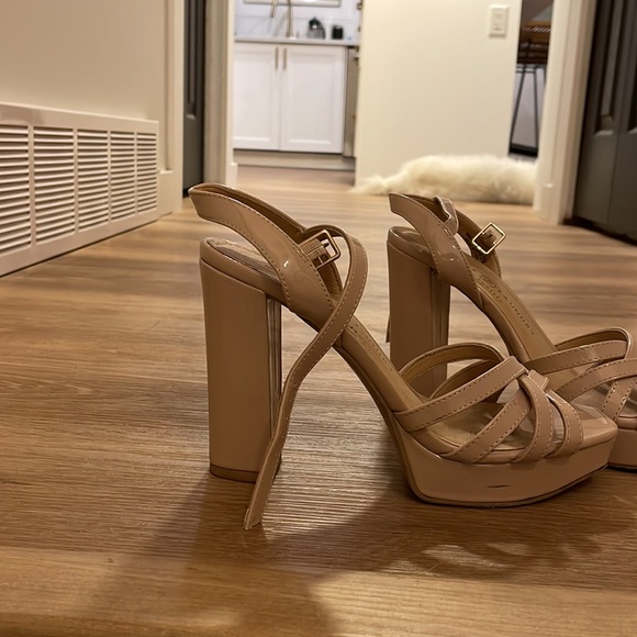 Chinese Laundry Heels - Picture 2 of 2